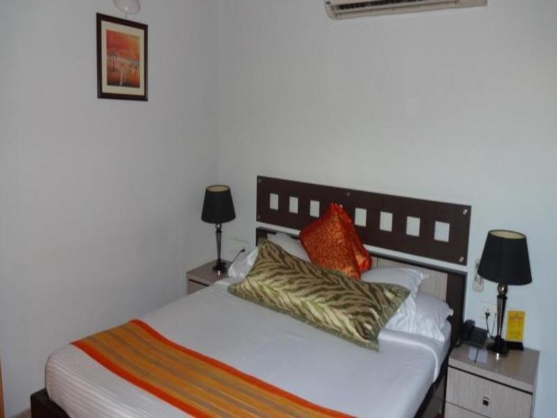 Hotel Crystal Residency